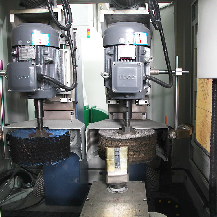 Internal construction of CNC automatic Intelligent deburring and polishing mchine  for lock cylinder  polishing on matt finish