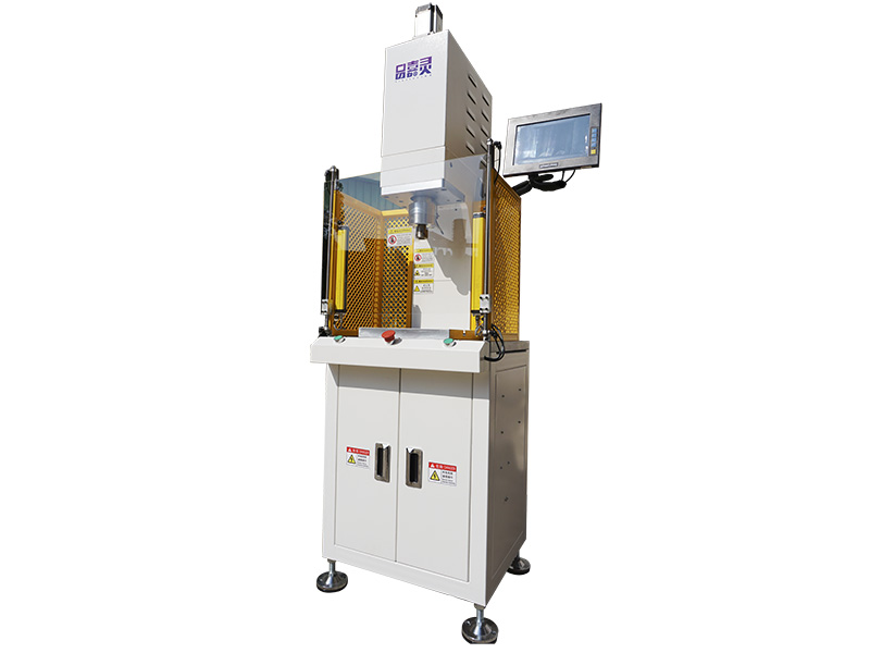 Why is the operating speed of the hydraulic cylinder of the servo press slow?